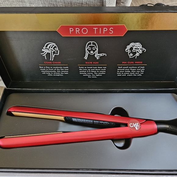 Chi Flat Iron - Picture 2 of 4